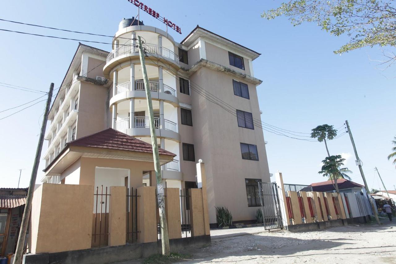 Hotreef Airport Hotel Dar es Salaam Extérieur photo