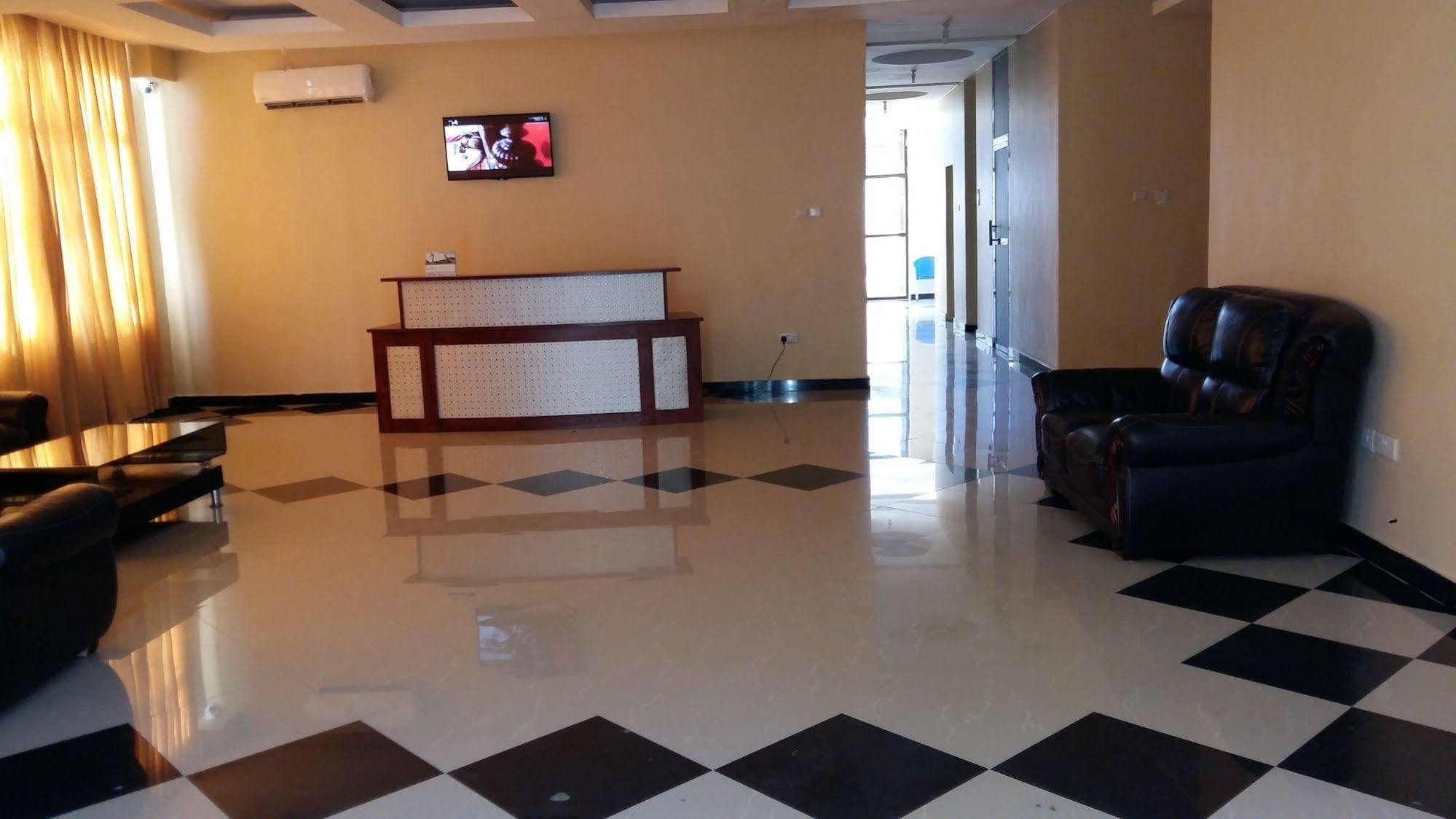 Hotreef Airport Hotel Dar es Salaam Extérieur photo